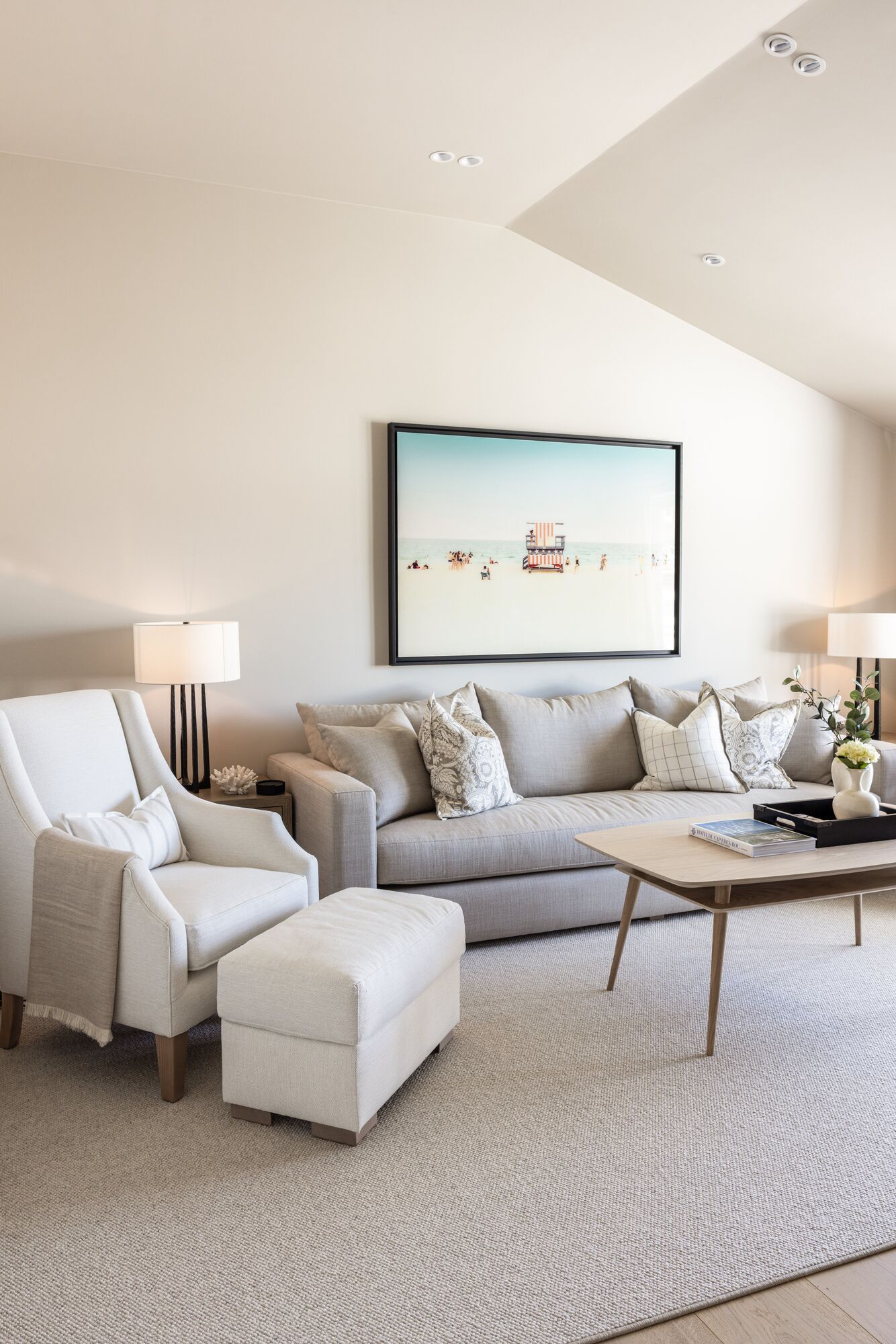 Sitting room under the eaves